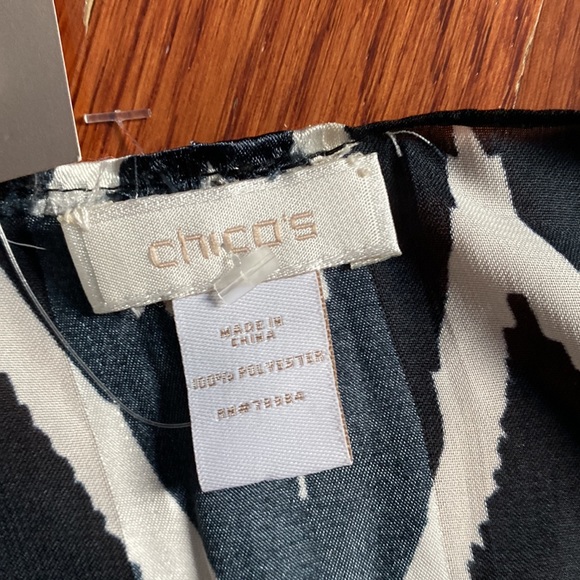 CHICOS  NWT scarf / shrug / wrap - Picture 5 of 8